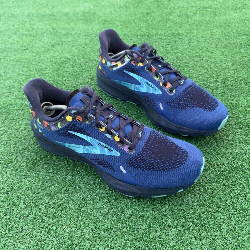 BROOKS LAUNCH 9 - Women’s Running Shoes - SIZE 9.5